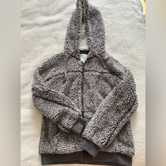 Thread + Supply Jacket Womens Medium Grey Fuzzy Cozy Knit Fleece Teddy Full Zip - Picture 1 of 7